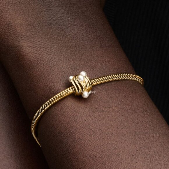 Pandora Abstract Waves Charm - Picture 4 of 6